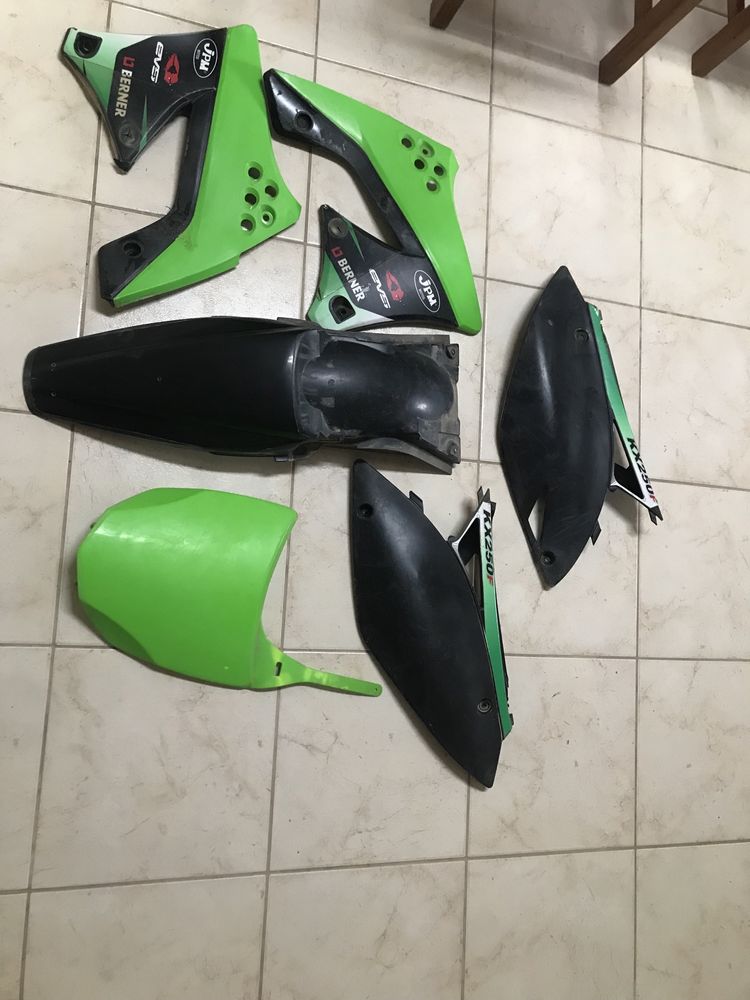 Plasticos kx 250F