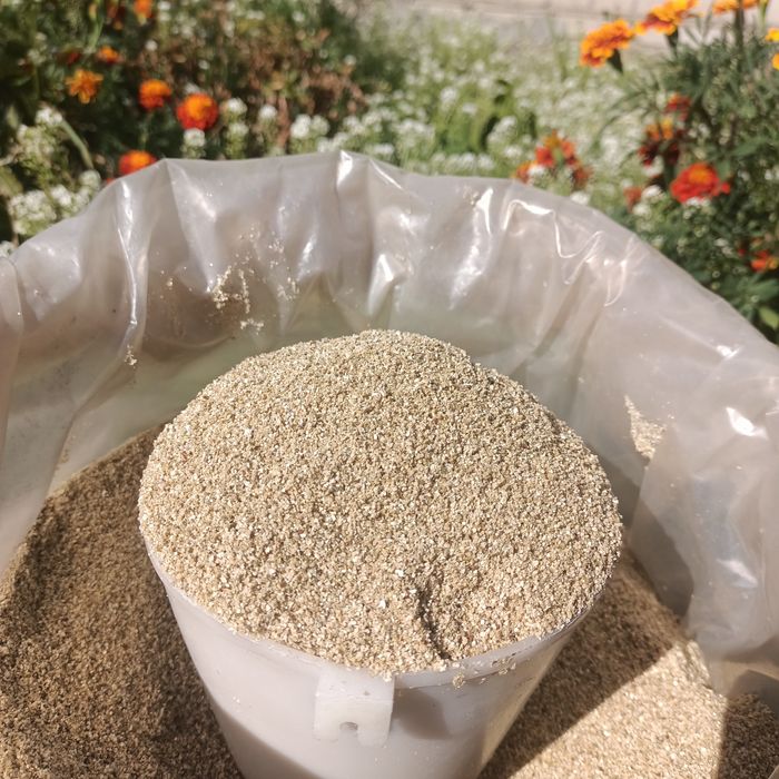 Вермикуліт для рослин