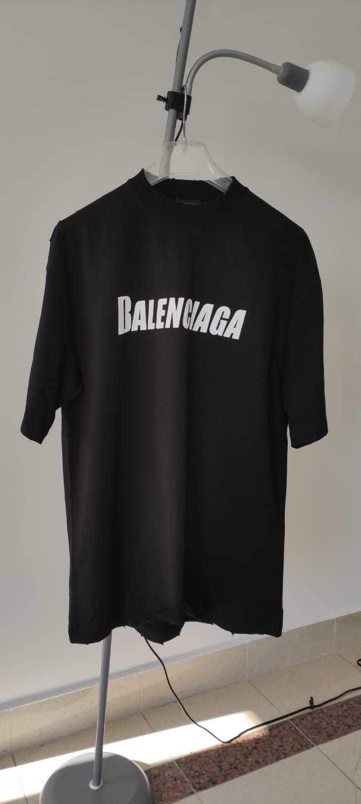 T-shirt Balenciaga Oversized Nova