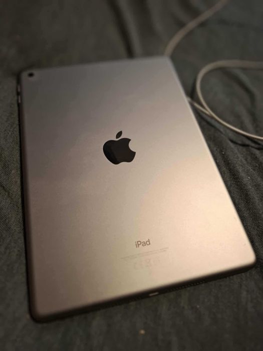 iPad 6 I 6 GEN I 6th Gen A1893 WiFi 9,7" 2 GB / 128 GB