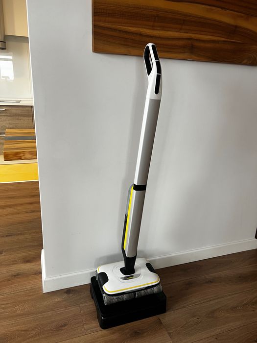 Миючий пилосос Karcher FC 7 Cordless Extra