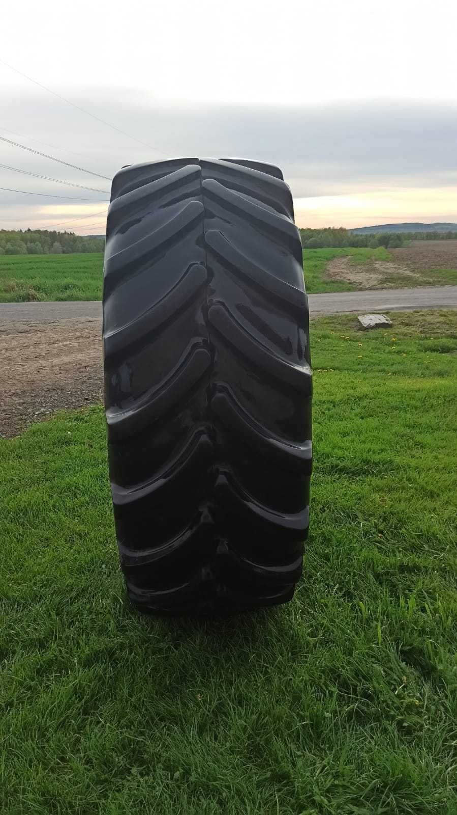 Opona rolnicza, 600/65R38