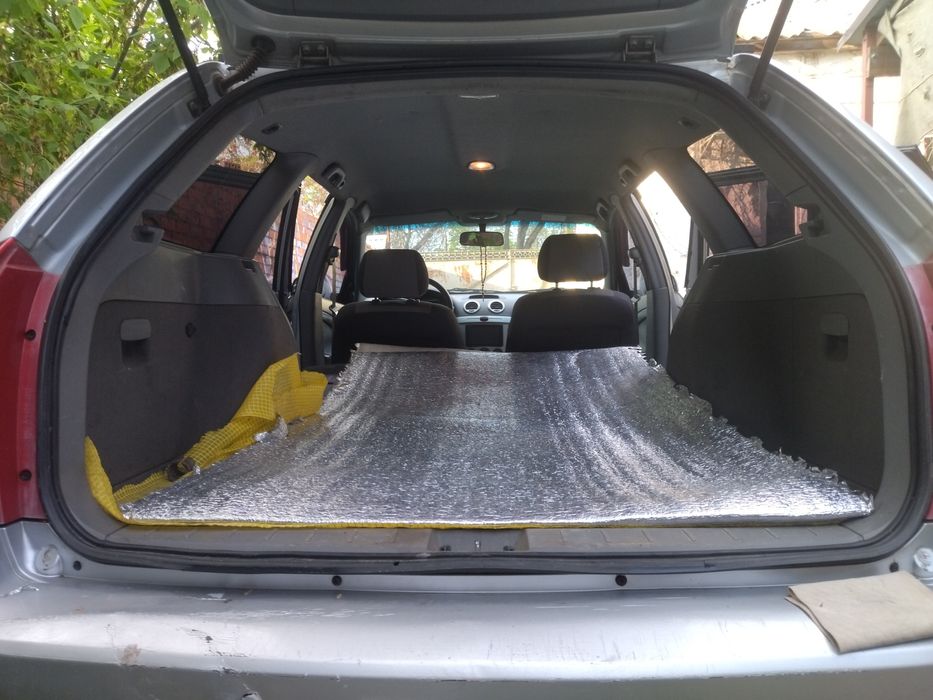 Продам Шиврале лачети уневерсал 2010 года