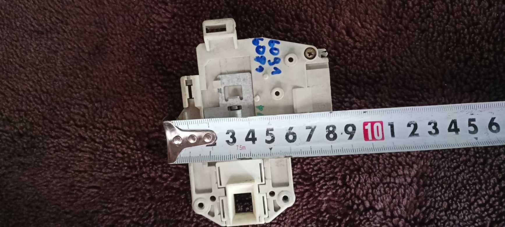 Blokada Zamek Drzwi Whirlpool AWM 6081