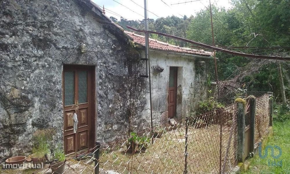 Casa / Villa T6 em Candemil e Gondar de 258,00 m2