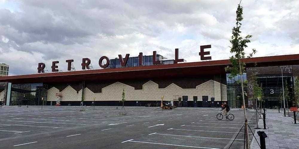 Продам  дворiняну 3-кімнатну квартиру  ЖК "Варшавський Плюс"