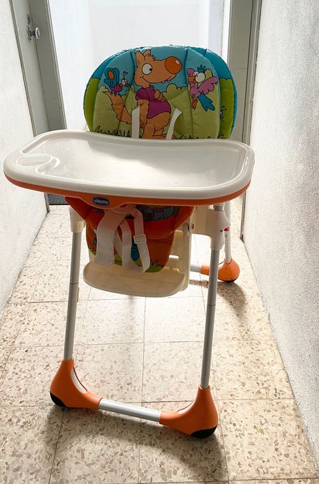 Cadeira para refeição bebé