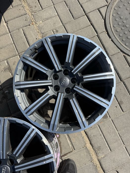 Диски Ауди Q7 р20 в хорошем состояние