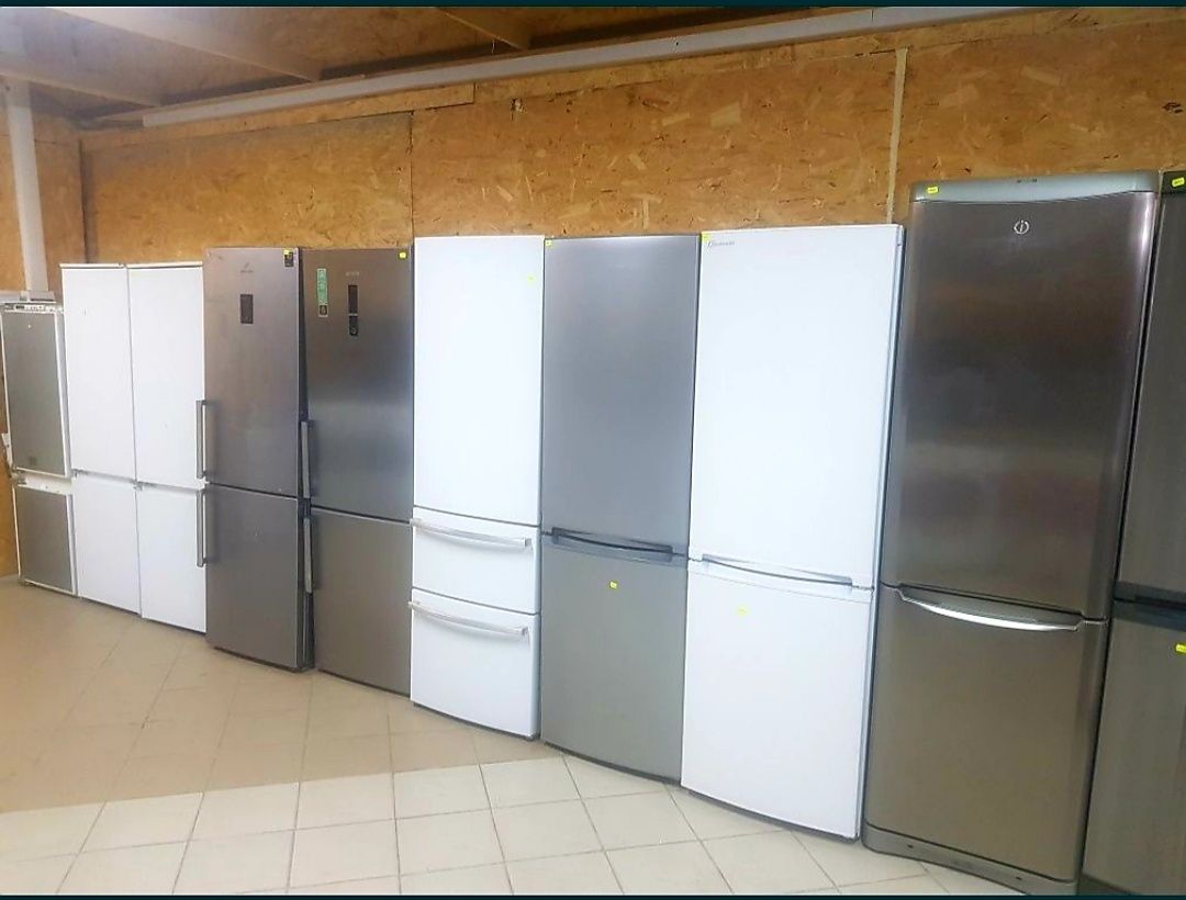 Холодильник двухкамерний