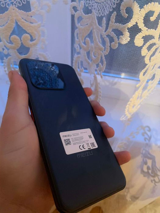 Новий Meizu Mblu 22!