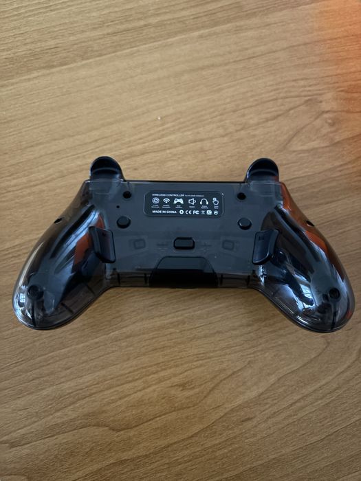 Pad do Playstation 4 nowy