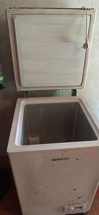Arca frigorífica grande BEKO