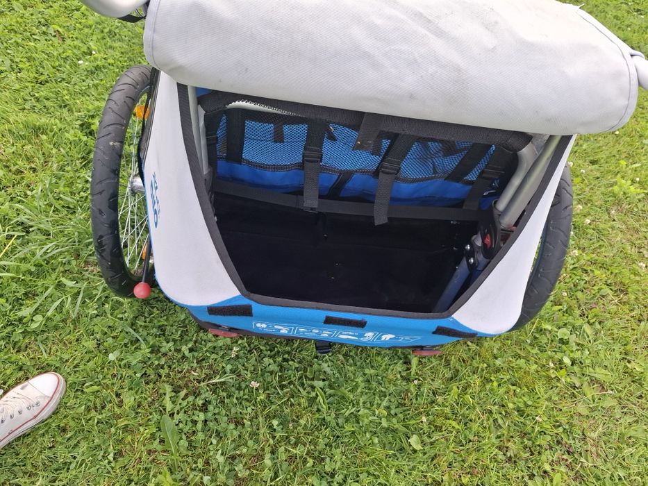 Przyczepka rowerowa dla dwójki dzieci