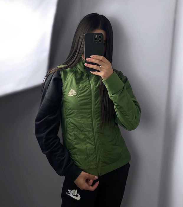 Куртка жилетка трансформер nike acg зелена найк оригінал вітровка