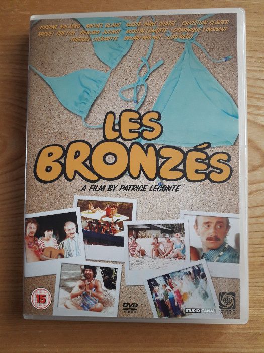 Les Bronzés