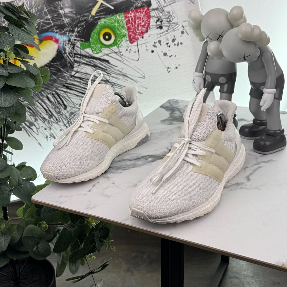 Кросівки Adidas Ultra Boost 42.5 розмір 2084
