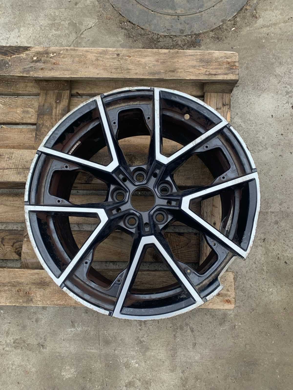 Диски BMW i4 G26 8747303, 6895933