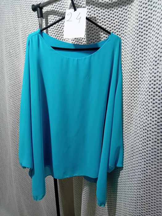 Roupas em bom estado