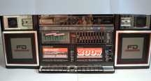 Бумбокс  SHARP  WF-939 . Шедевр.  Муха не сидела.