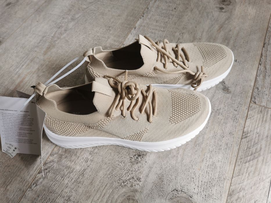 Buty, snekersy, trampki, tenisówki r. 39 nowe z metką