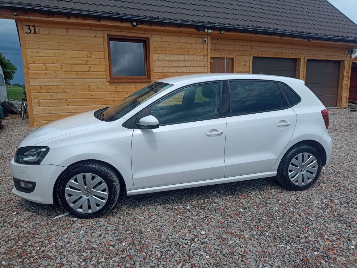 Sprzedam VW polo R,2010r,75KM,1,6tdi, bogate wyposażenie,ksenon,led
