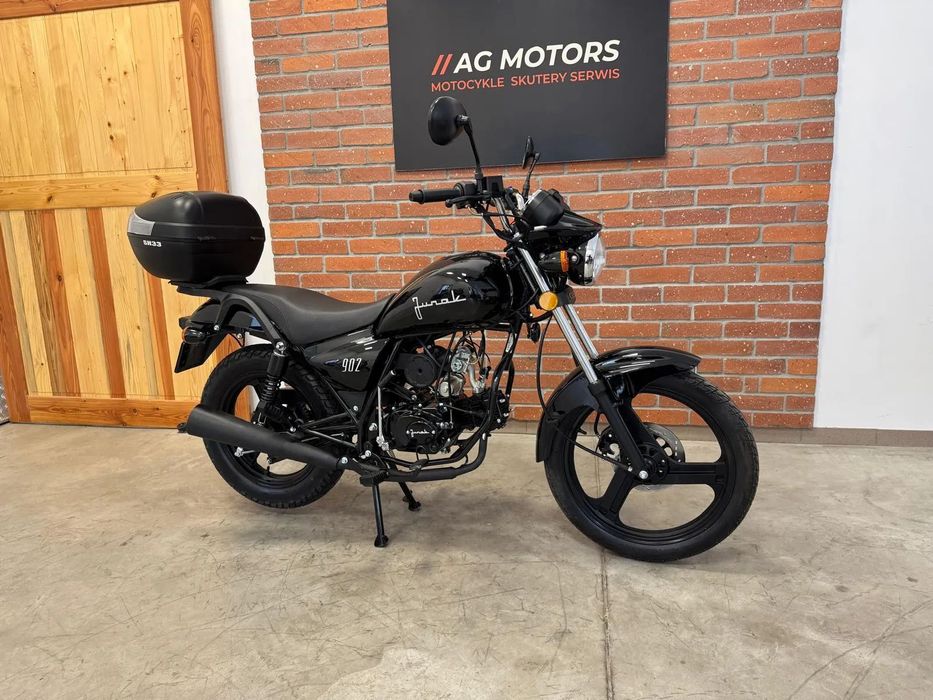 Junak 902 Junak 902 • 2025 • Jak Nowy • 20 km • Kufer • FV Marża • Gwarancja