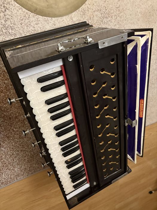 Harmonium indian
