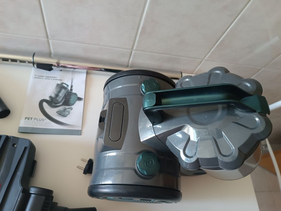 Aspirador como novo.