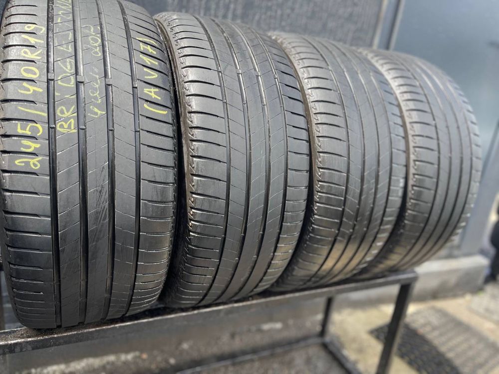 Шини бу 245/40 r19 літо Bridgestone