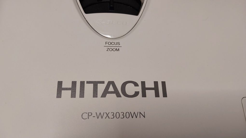 Projektor HITACHI CP-WX3030WN ekran Kauber 200× 120