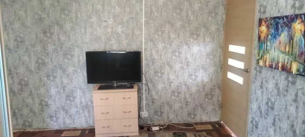 Здам 2-кімнатну квартиру Криворізька Робоча