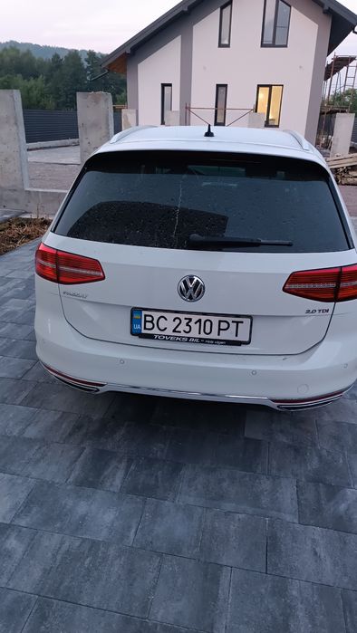 Пасат 8 Р лайн комплектація