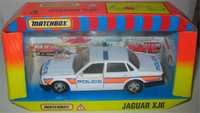 Matchbox - Jaguar XJ6 - Policia Inglesa (1994)