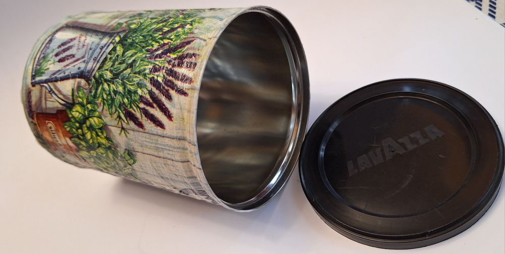 puszka decoupage