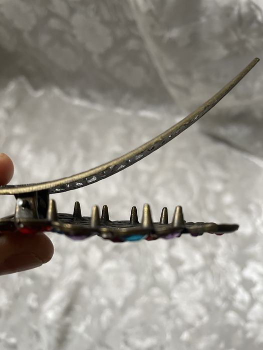 Заколка для волос, одежды