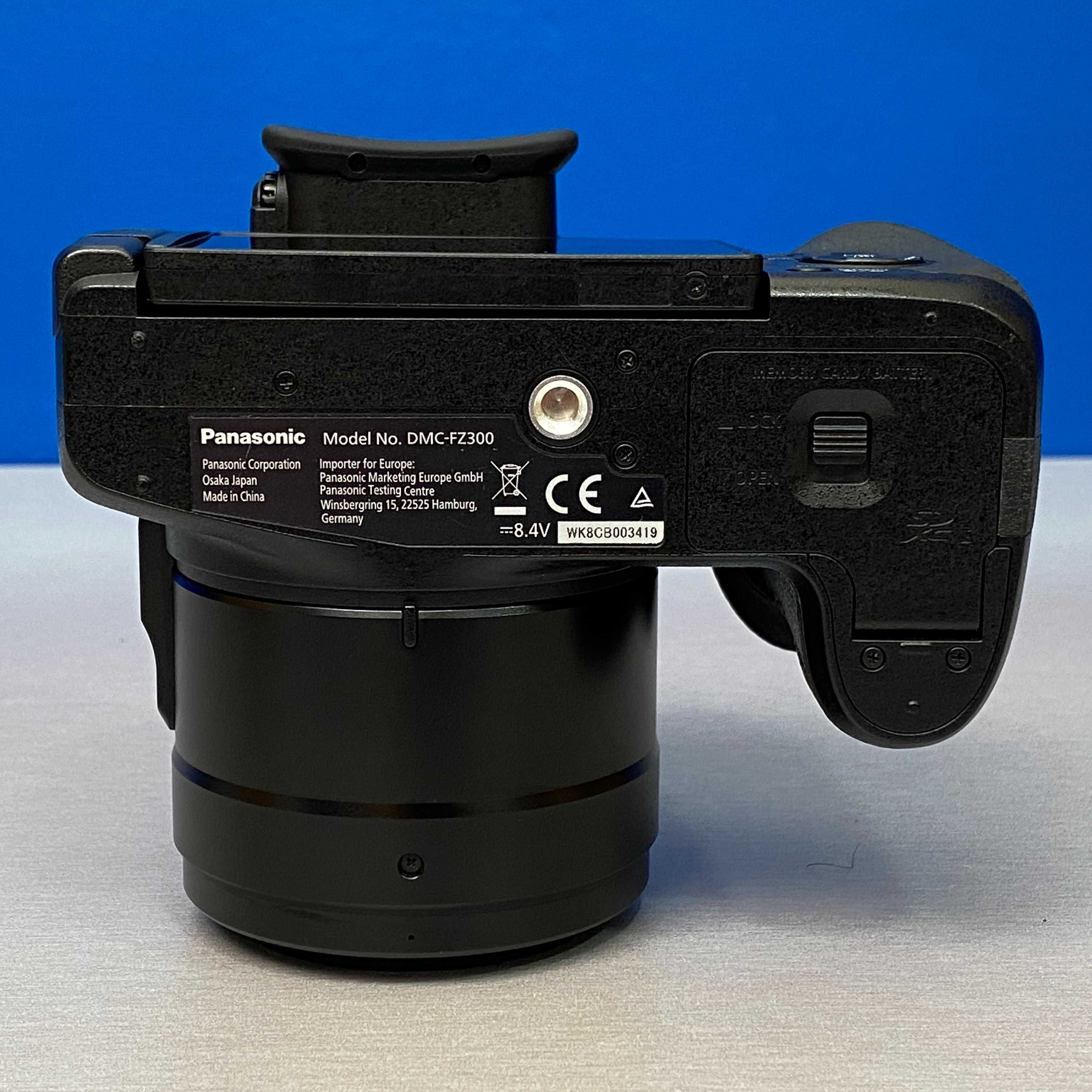 Panasonic Lumix DMC-FZ300 (12.1MP - 24x Optical Zoom)