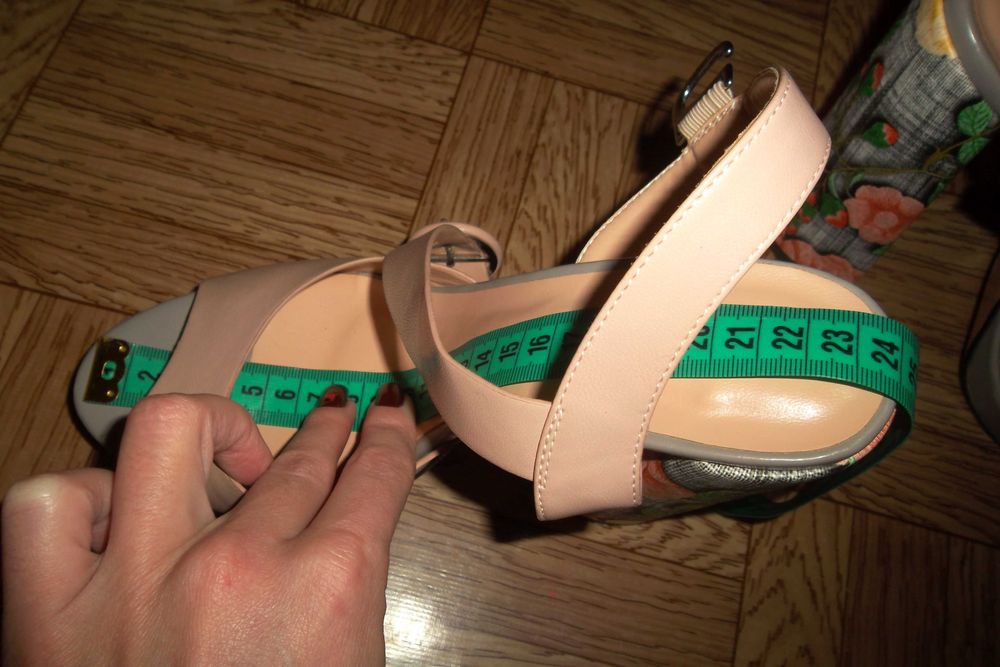 Шикарные босоножки Sharman,можно на свадьбу и т.д