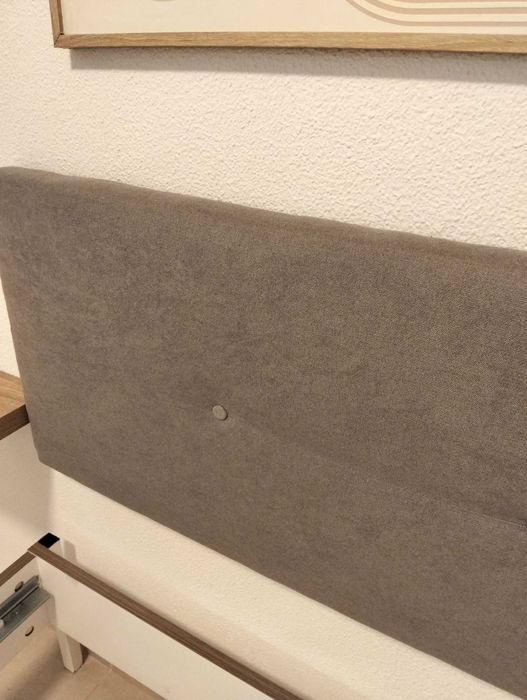 Cama de casal com cabeceira