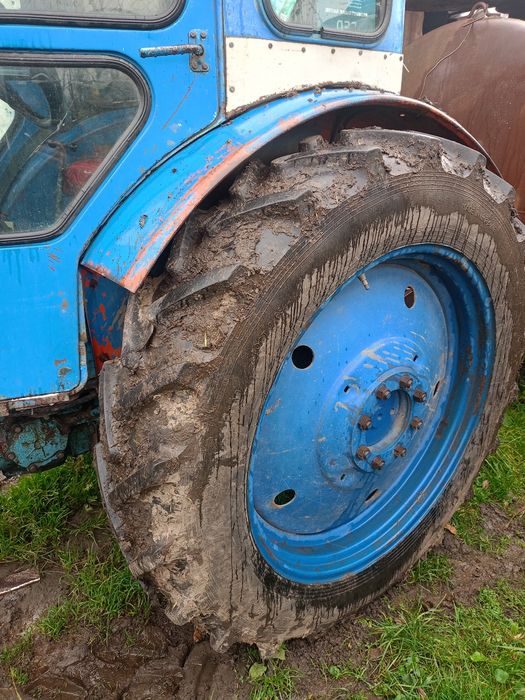 Продам трактор Т40