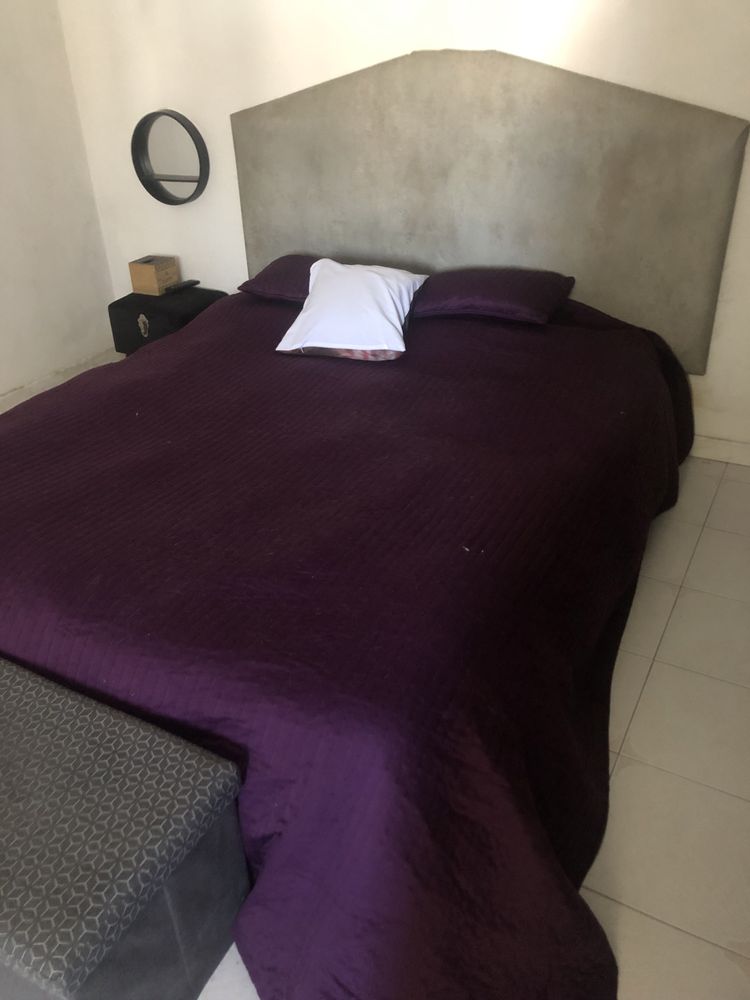 Cama (colchao +sommier+cabeceira)