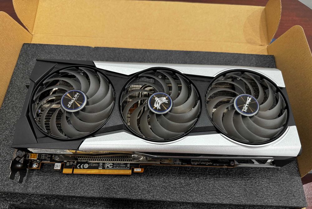 AMD Radeon RX 6950 XT 16GB GDDR6 - Nova | Não Usada