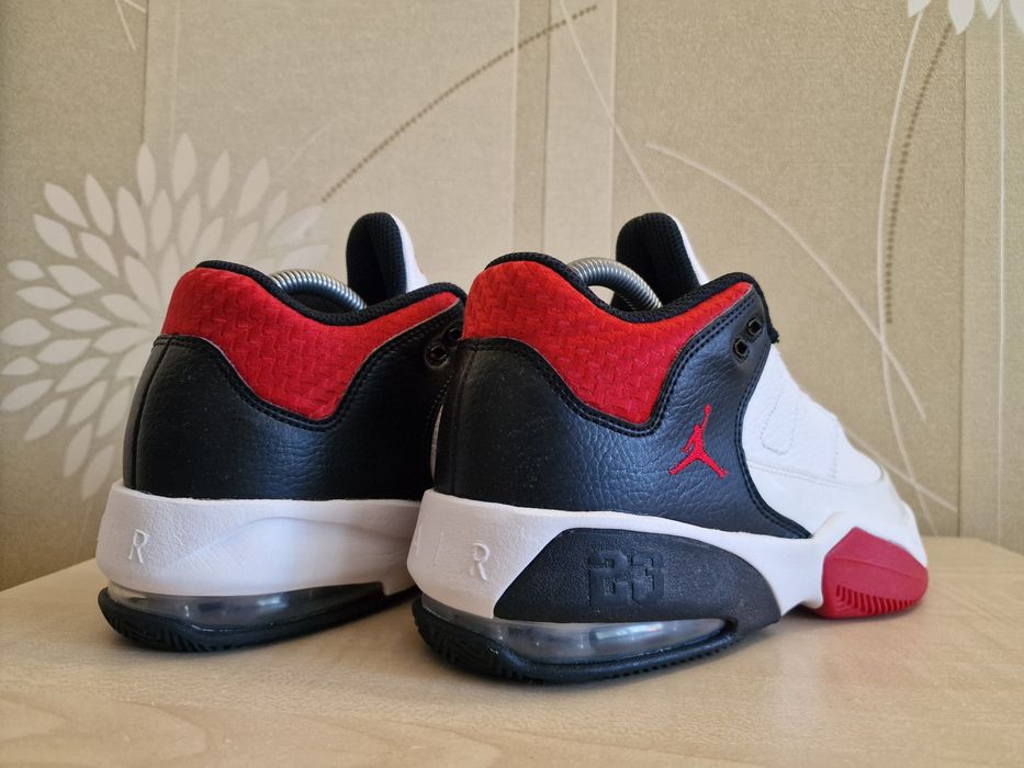 Кросівки Jordan Max Aura 3 оригінал розмір 38.5