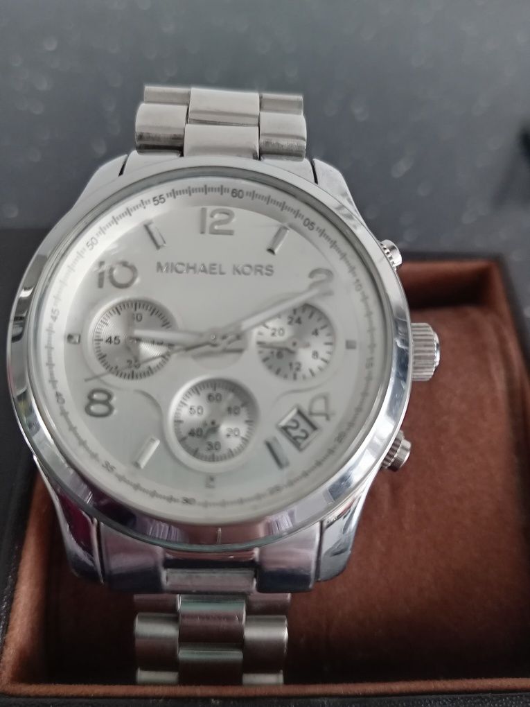 Zegarek damski Michael Kors 5076 zepsuty