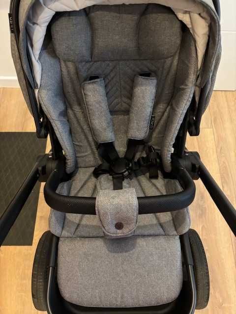 Wózek Venicci Tinum Upline Classic Grey 2w1