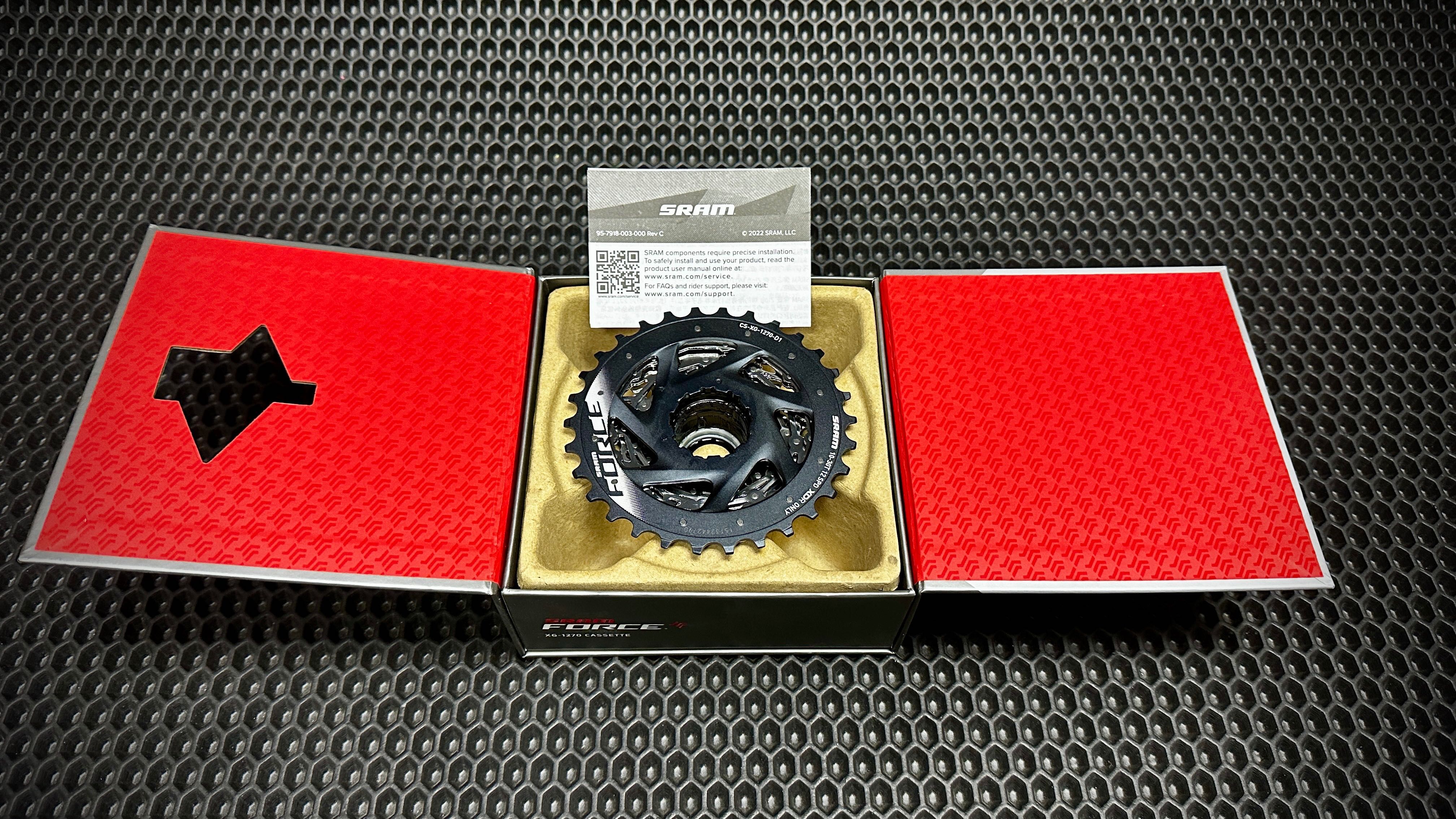 Касета SRAM XG-1270 10-30 12 Speed D1 Silver