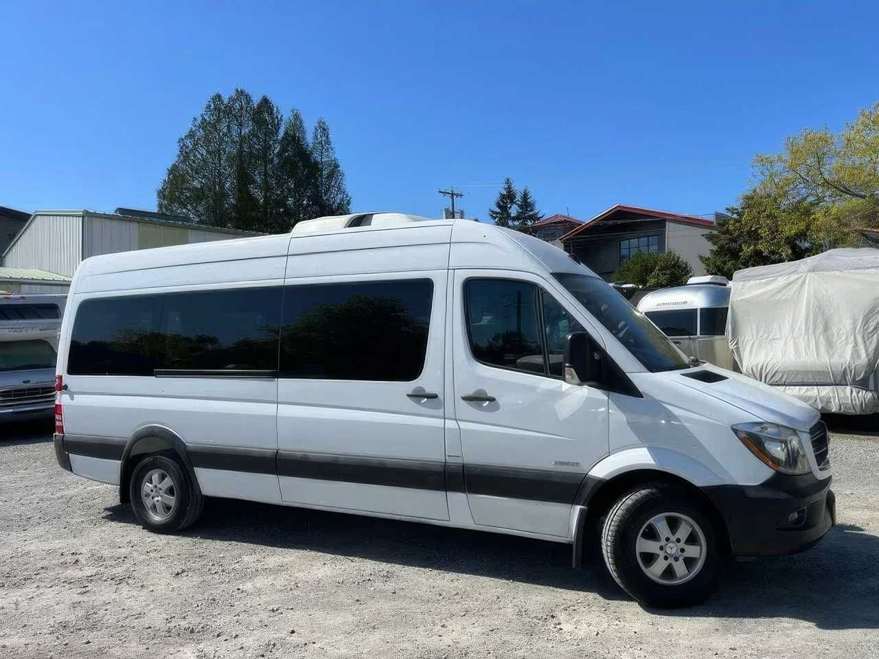 2015 Mercedes-Benz Sprinter 2500 170 WB Passenger Van RWD