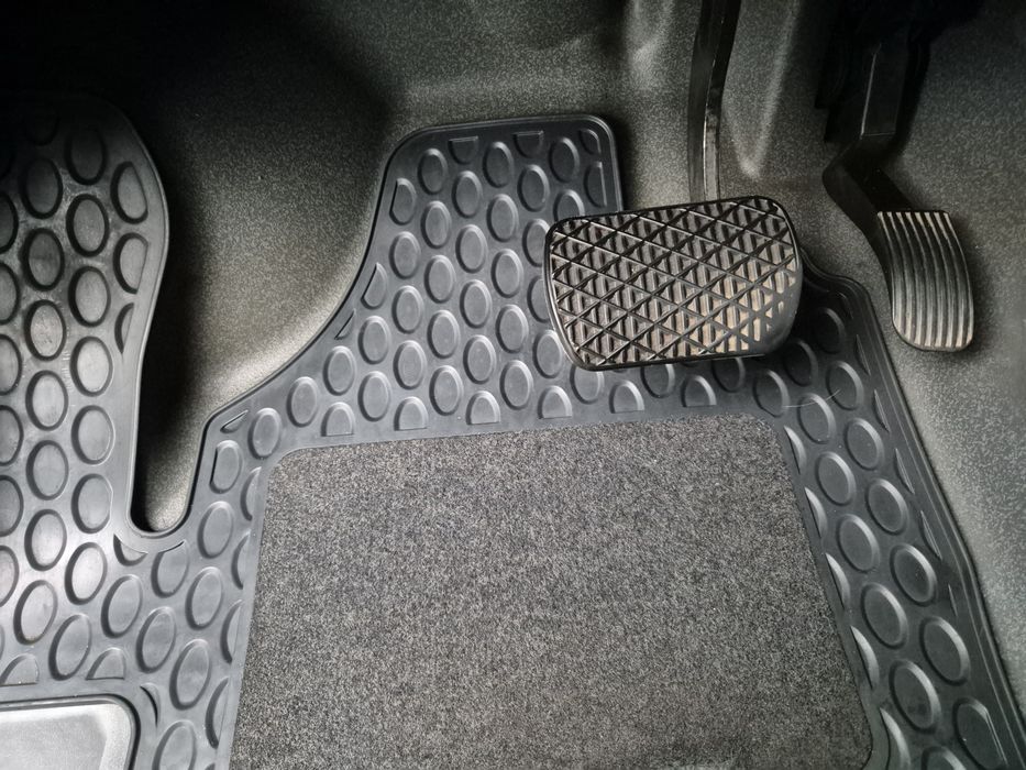 Мерседес Вито 115.