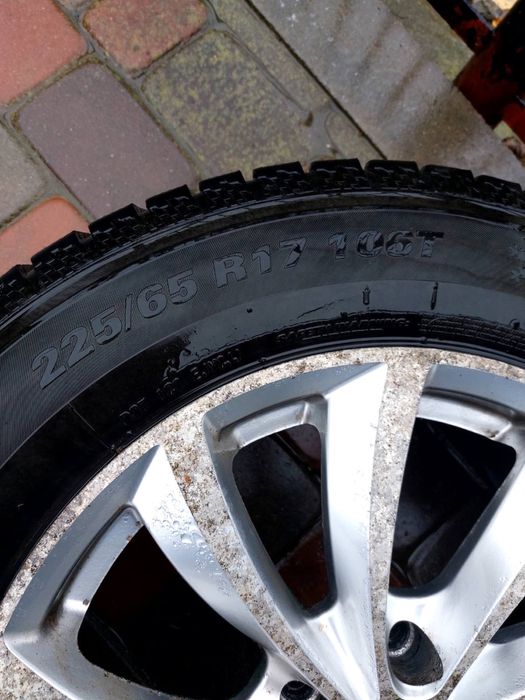 Продам колеса на 17 з дисками