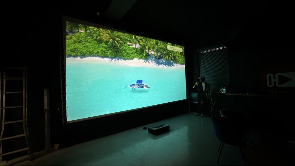 Екран для проектора 5.2м х 3м