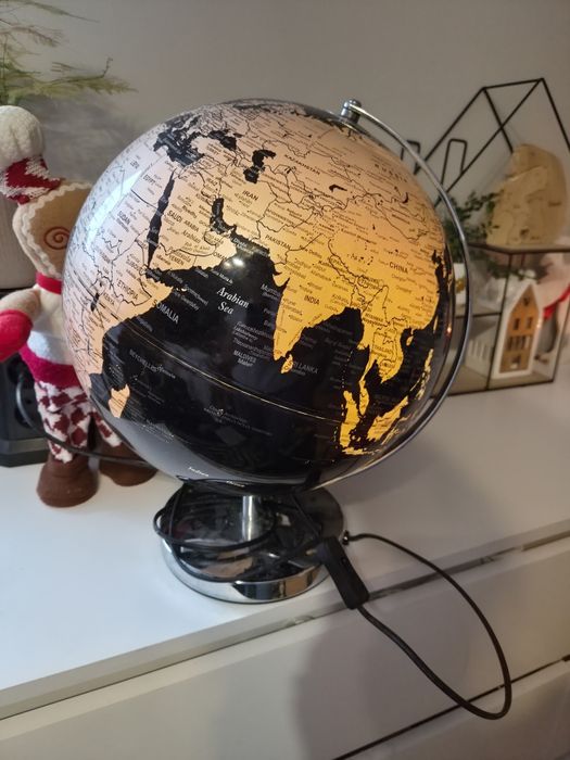 Lampa globus mapa